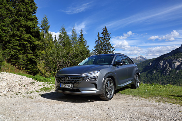 ricciardi-francesca-automotive-photography-fotografo-genova-pubblicità-hyundai-studio-fotografico-evv